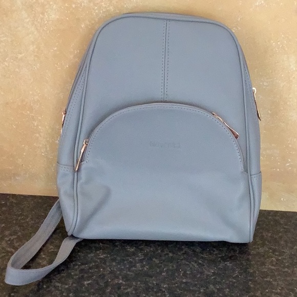 Backpack purse - Picture 2 of 6